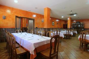 Εστιατόριο ή άλλο μέρος για φαγητό στο Hotel Rural Hojaranzos +28 φωτογραφίες