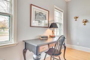Imagen de la galería de Charming Home 3 Blocks to Winona State University, en Winona