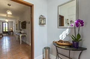 Fotografie z fotogalerie ubytování Maison Dix Chambres d'hôtes et Espace SPA Bien être v destinaci Néffiès