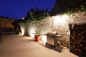 Fotografie z fotogalerie ubytování Maison Dix Chambres d'hôtes et Espace SPA Bien être v destinaci Néffiès