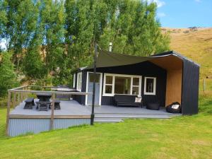 Loodusmaastik of the luxury tent lähedal