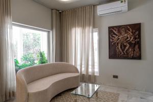 Girisadan Boutique Stay的休息区