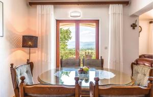 Posezení v ubytování Holiday Home Imotski With Outdoor Swimming Pool 320