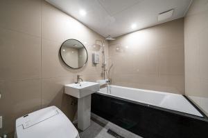 Seosan Hotel Posto的一间浴室