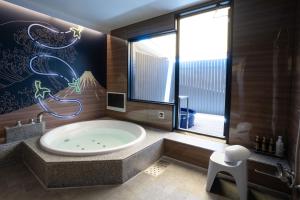 Koupelna v ubytování Nagoya Hotel HOQA Hanaironoyu + 37 fotografií