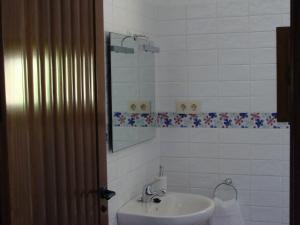 Koupelna v ubytování Casas Rurales Manolo