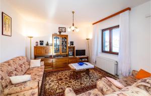 TV a/nebo společenská místnost v ubytování Apartment In Zadar