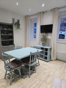 Μια τηλεόραση ή/και κέντρο ψυχαγωγίας στο Grandma's place Zagreb