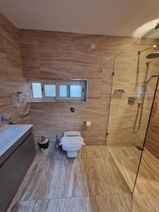Koupelna v ubytování D Townhouse Boutique Suites + 35 fotografií