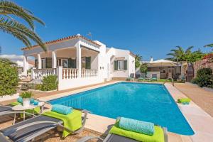 Πισίνα στο ή κοντά στο Villa Carpe Diem by Villa Plus