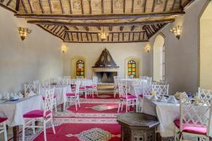 Posezení v ubytování Riad Jnane Ines + 37 fotografií