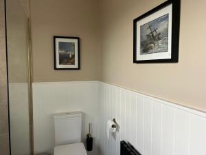 Fotografie z fotogalerie ubytování The Lodge, Monkstown v destinaci Monkstown