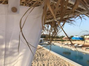 Bazén v ubytování CasapiuHolidaySicilia-Adults Only nebo v jeho okolí
