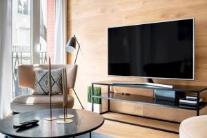 TV a/nebo společenská místnost v ubytování 3 bedrooms 2 bathrooms furnished - Salamanca - Stylish - MintyStay