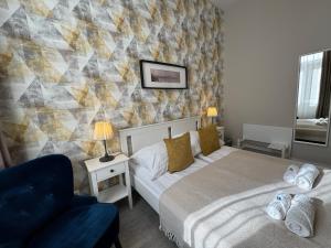 Postel nebo postele na pokoji v ubytování CENTER rooms