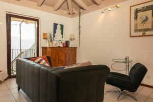 Istumisnurk majutusasutuses Bright studio with panoramic view of Valle Verzasc