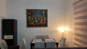 Fotografie z fotogalerie ubytování Spacious Apartment in Center, near Nizami st, Fountain Square and Sahil Metro Station v destinaci Baku