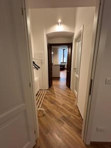 Φωτογραφία από το άλμπουμ του Dimora Largo Silvestro dell'Aquila- Centro Storico στη Λ' Άκουιλα +26 φωτογραφίες