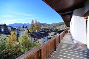 Nespecifikovaný výhled na hory nebo výhled na hory při pohledu z apartmánu