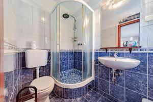 Kúpeľňa v ubytovaní Apartments Barcot + 37 fotografií