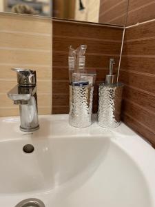 Afbeelding uit fotogalerij van Best House in Loetsk