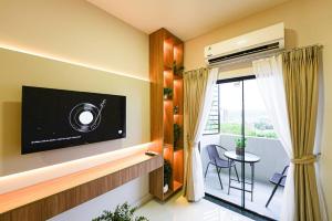 Televisor o centre d'entreteniment de Urban Suite with Style and Views