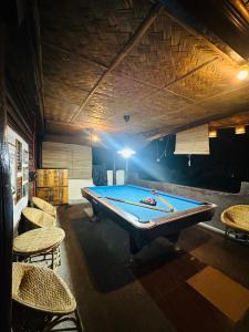 Biliár nebo kulečník v ubytování Raneville Hotspring Private Resort