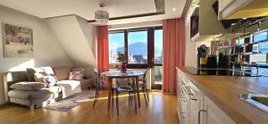 Kuchyňa alebo kuchynka v ubytovaní VIP Apartamenty Widokowe