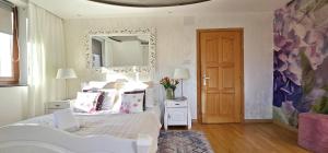 Posteľ alebo postele v izbe v ubytovaní VIP Apartamenty Widokowe