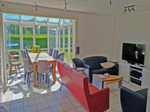 Η κουζίνα ή μικρή κουζίνα στο Relaxing Zeeland Escape