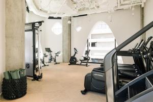 Fitness centrum a/nebo fitness zařízení v ubytování Populus