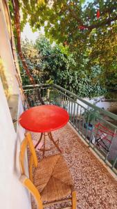 En balkong eller terrasse på Το σπίτι της γιαγιάς