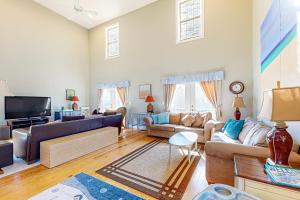 Μια τηλεόραση ή/και κέντρο ψυχαγωγίας στο Town of Bethany Beach --- 215 3rd St