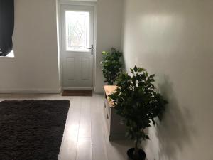 Fotografie z fotogalerie ubytování Spacious, cozy double room 3 with amenities v destinaci Nottingham