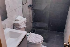 Φωτογραφία από το άλμπουμ του Casa para grupos con Piscina SDE σε Valiente