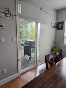 랭리에 위치한 Cozy house in Langley에서 갤러리에 업로드한 사진
