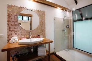 Ένα μπάνιο στο Almonds & Corals Boutique Hotel