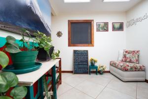 Hostal El Quinde的休息区