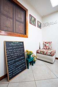 Hostal El Quinde的休息区