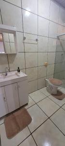 Ένα μπάνιο στο Casa Aconchegante - 600m do Mar