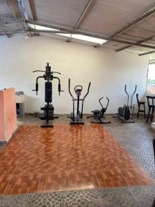 Fitness centrum a/nebo fitness zařízení v ubytování Casa Oceanína