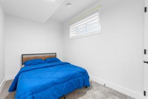 Mynd úr myndasafni af McKernan Residence by Patel í Edmonton