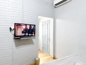 TV a/nebo společenská místnost v ubytování Otu Hostel By Ostic