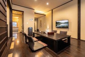Televisyen dan/atau pusat hiburan di 谷町君・星屋・談山旅館　京都嵐山