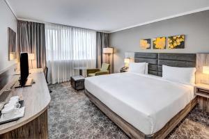 Postel nebo postele na pokoji v ubytování Hilton Garden Inn Wiener Neustadt