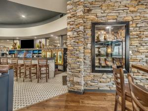 Restaurace v ubytování Holiday Inn Lethbridge by IHG