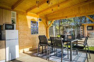 Kuchyň nebo kuchyňský kout v ubytování Tiny Houses Transfagarasan + 37 fotografií
