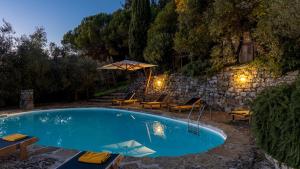 Πισίνα στο ή κοντά στο CASTELLARE IN POGGIO 10, Emma Villas