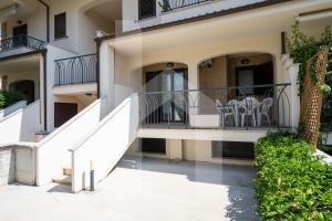 A balcony or terrace at Homiday - Residence Micaene