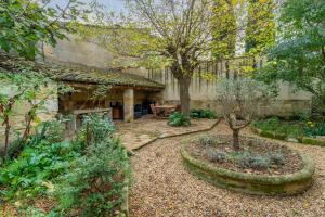 Κήπος έξω από το Maison Gisèle à Manduel
